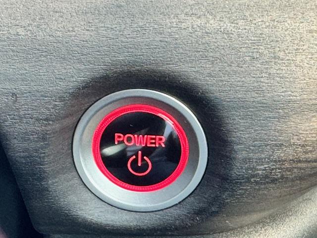 フリードハイブリッド ハイブリッド・Ｇホンダセンシング　ＥＴＣ　バックカメラ　ナビ　ＴＶ　オートクルーズコントロール　レーンアシスト　衝突被害軽減システム　両側電動スライドドア　ＬＥＤヘッドランプ　スマートキー　電動格納ミラー　後席モニター　ＡＴ（9枚目）