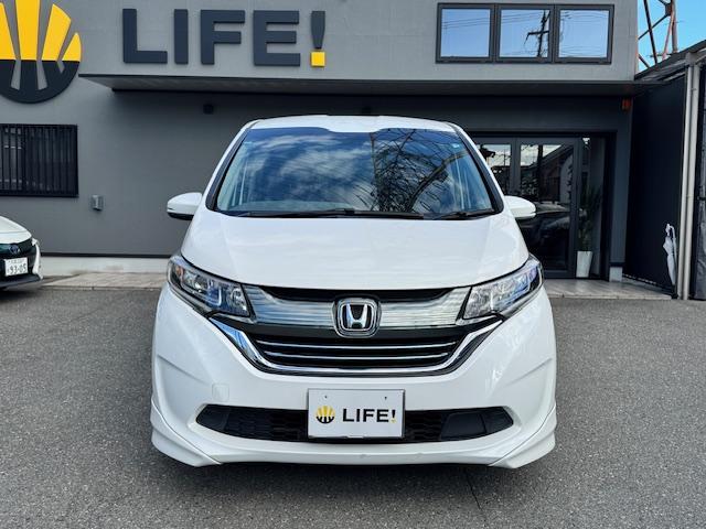 フリードハイブリッド ハイブリッド・Ｇホンダセンシング　ＥＴＣ　バックカメラ　ナビ　ＴＶ　オートクルーズコントロール　レーンアシスト　衝突被害軽減システム　両側電動スライドドア　ＬＥＤヘッドランプ　スマートキー　電動格納ミラー　後席モニター　ＡＴ（14枚目）