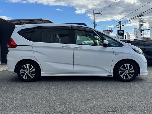 フリードハイブリッド ハイブリッド・Ｇホンダセンシング　ＥＴＣ　バックカメラ　ナビ　ＴＶ　オートクルーズコントロール　レーンアシスト　衝突被害軽減システム　両側電動スライドドア　ＬＥＤヘッドランプ　スマートキー　電動格納ミラー　後席モニター　ＡＴ（16枚目）