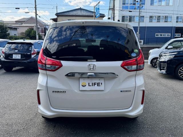 フリードハイブリッド ハイブリッド・Ｇホンダセンシング　ＥＴＣ　バックカメラ　ナビ　ＴＶ　オートクルーズコントロール　レーンアシスト　衝突被害軽減システム　両側電動スライドドア　ＬＥＤヘッドランプ　スマートキー　電動格納ミラー　後席モニター　ＡＴ（18枚目）