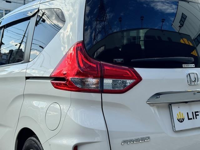 フリードハイブリッド ハイブリッド・Ｇホンダセンシング　ＥＴＣ　バックカメラ　ナビ　ＴＶ　オートクルーズコントロール　レーンアシスト　衝突被害軽減システム　両側電動スライドドア　ＬＥＤヘッドランプ　スマートキー　電動格納ミラー　後席モニター　ＡＴ（27枚目）