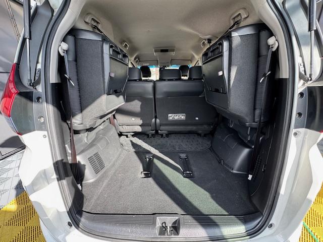 フリードハイブリッド ハイブリッド・Ｇホンダセンシング　ＥＴＣ　バックカメラ　ナビ　ＴＶ　オートクルーズコントロール　レーンアシスト　衝突被害軽減システム　両側電動スライドドア　ＬＥＤヘッドランプ　スマートキー　電動格納ミラー　後席モニター　ＡＴ（43枚目）