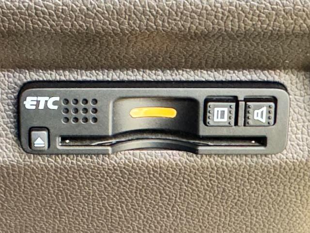 フリードハイブリッド ハイブリッド・Ｇホンダセンシング　ドライブレコーダー　ＥＴＣ　バックカメラ　ナビ　ＴＶ　オートクルーズコントロール　レーンアシスト　衝突被害軽減システム　両側電動スライドドア　ＬＥＤヘッドランプ　スマートキー　電動格納ミラー（11枚目）