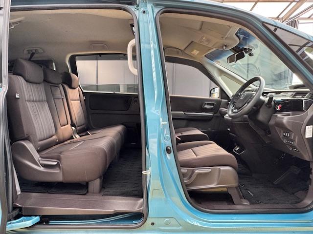 フリードハイブリッド ハイブリッド・Ｇホンダセンシング　ドライブレコーダー　ＥＴＣ　バックカメラ　ナビ　ＴＶ　オートクルーズコントロール　レーンアシスト　衝突被害軽減システム　両側電動スライドドア　ＬＥＤヘッドランプ　スマートキー　電動格納ミラー（28枚目）