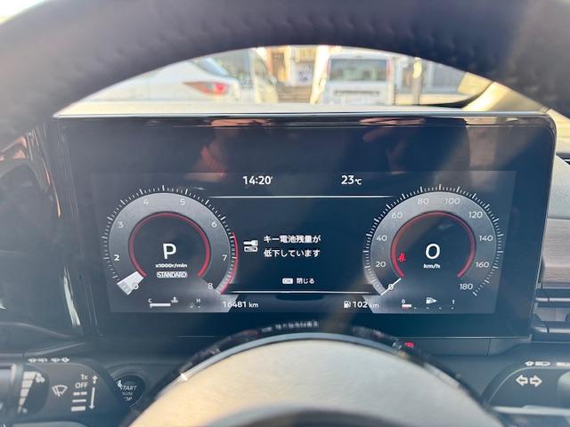 セレナ ハイウェイスターＶ　全周囲カメラ　ナビ　ＴＶ　クリアランスソナー　オートクルーズコントロール　衝突被害軽減システム　両側電動スライドドア　オートライト　ＬＥＤヘッドランプ　スマートキー　アイドリングストップ（4枚目）