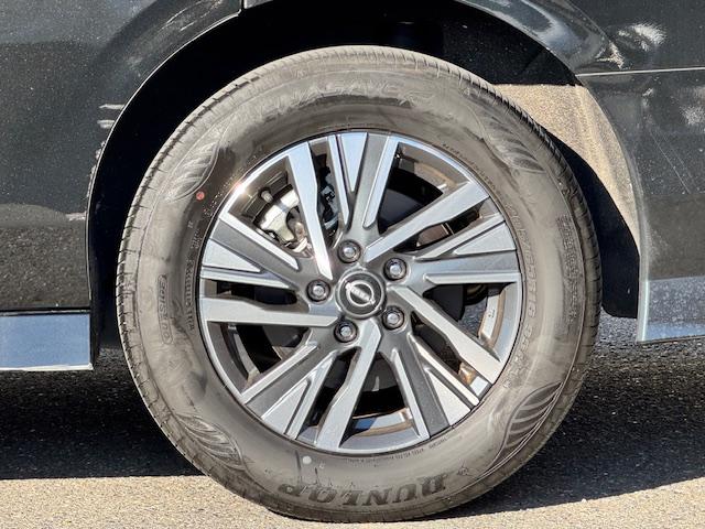 セレナ ハイウェイスターＶ　全周囲カメラ　ナビ　ＴＶ　クリアランスソナー　オートクルーズコントロール　衝突被害軽減システム　両側電動スライドドア　オートライト　ＬＥＤヘッドランプ　スマートキー　アイドリングストップ（25枚目）