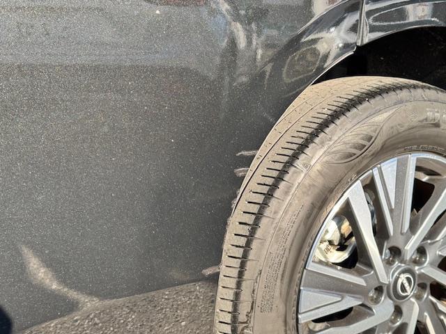 セレナ ハイウェイスターＶ　全周囲カメラ　ナビ　ＴＶ　クリアランスソナー　オートクルーズコントロール　衝突被害軽減システム　両側電動スライドドア　オートライト　ＬＥＤヘッドランプ　スマートキー　アイドリングストップ（27枚目）