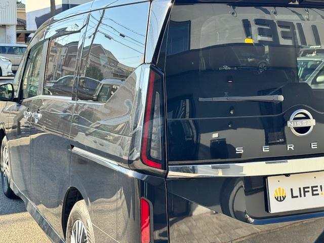 セレナ ハイウェイスターＶ　全周囲カメラ　ナビ　ＴＶ　クリアランスソナー　オートクルーズコントロール　衝突被害軽減システム　両側電動スライドドア　オートライト　ＬＥＤヘッドランプ　スマートキー　アイドリングストップ（37枚目）