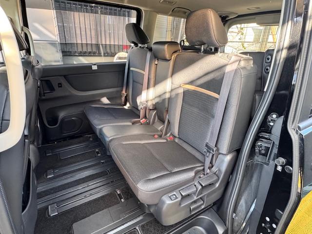 セレナ ハイウェイスターＶ　全周囲カメラ　ナビ　ＴＶ　クリアランスソナー　オートクルーズコントロール　衝突被害軽減システム　両側電動スライドドア　オートライト　ＬＥＤヘッドランプ　スマートキー　アイドリングストップ（43枚目）