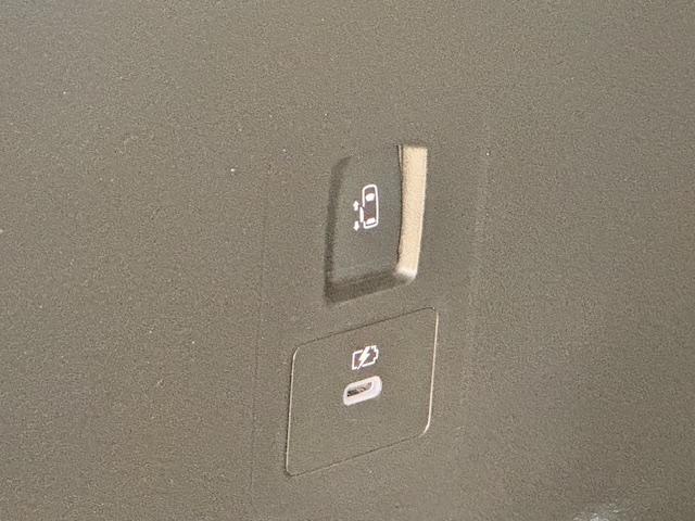 セレナ ハイウェイスターＶ　全周囲カメラ　ナビ　ＴＶ　クリアランスソナー　オートクルーズコントロール　衝突被害軽減システム　両側電動スライドドア　オートライト　ＬＥＤヘッドランプ　スマートキー　アイドリングストップ（59枚目）