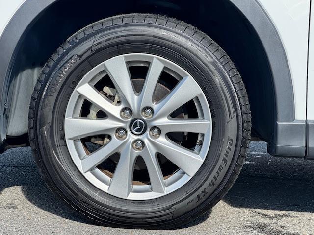 ＣＸ－５ ２０Ｓ　ドライブレコーダー　ＥＴＣ　バックカメラ　オートクルーズコントロール　衝突被害軽減システム　ナビ　アルミホイール　スマートキー　アイドリングストップ　電動格納ミラー　ＡＴ　盗難防止システム（26枚目）