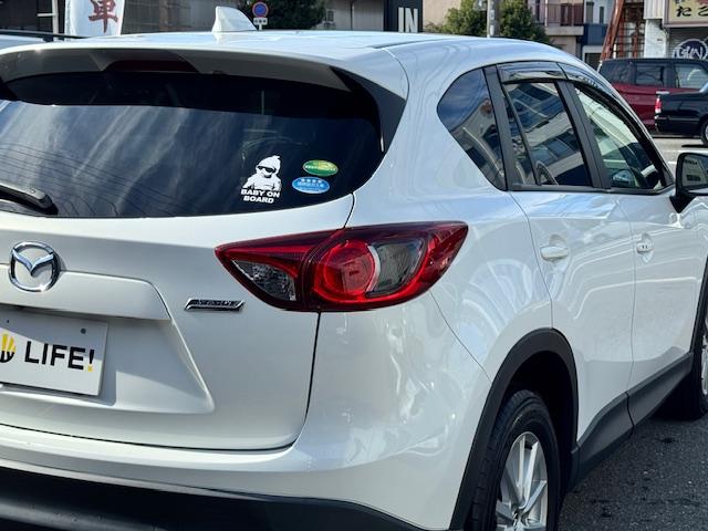 ＣＸ－５ ２０Ｓ　ドライブレコーダー　ＥＴＣ　バックカメラ　オートクルーズコントロール　衝突被害軽減システム　ナビ　アルミホイール　スマートキー　アイドリングストップ　電動格納ミラー　ＡＴ　盗難防止システム（35枚目）