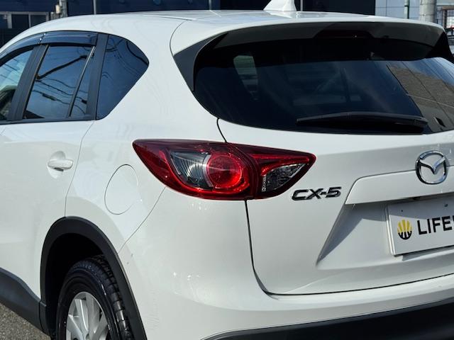 ＣＸ－５ ２０Ｓ　ドライブレコーダー　ＥＴＣ　バックカメラ　オートクルーズコントロール　衝突被害軽減システム　ナビ　アルミホイール　スマートキー　アイドリングストップ　電動格納ミラー　ＡＴ　盗難防止システム（36枚目）