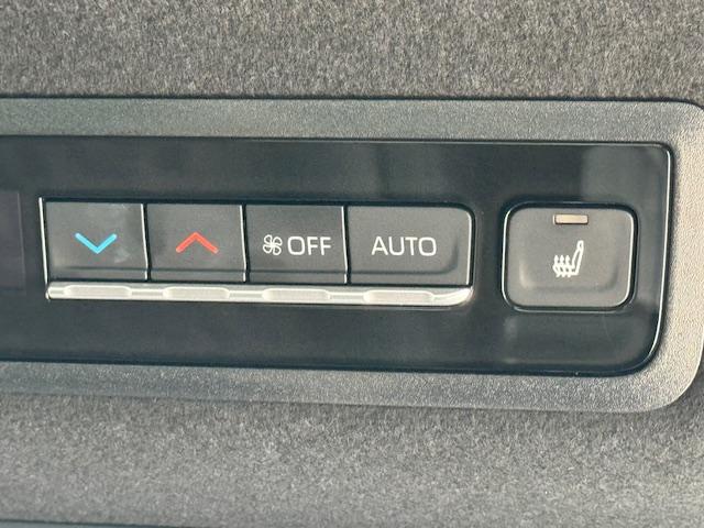 ヴォクシー ハイブリッドＳ－Ｚ　ドライブレコーダー　ＥＴＣ　全周囲カメラ　ナビ　ＴＶ　オートクルーズコントロール　レーンアシスト　パークアシスト　衝突被害軽減システム　両側電動スライドドア　オートマチックハイビーム　オートライト（47枚目）