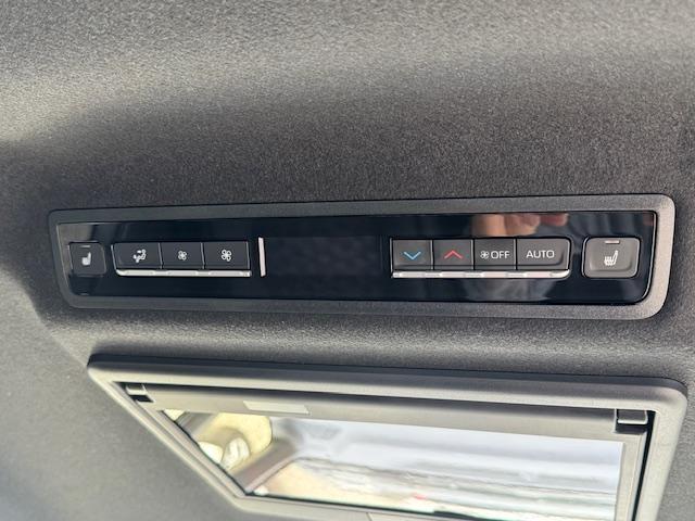 ヴォクシー ハイブリッドＳ－Ｚ　ドライブレコーダー　ＥＴＣ　全周囲カメラ　ナビ　ＴＶ　オートクルーズコントロール　レーンアシスト　パークアシスト　衝突被害軽減システム　両側電動スライドドア　オートマチックハイビーム　オートライト（53枚目）