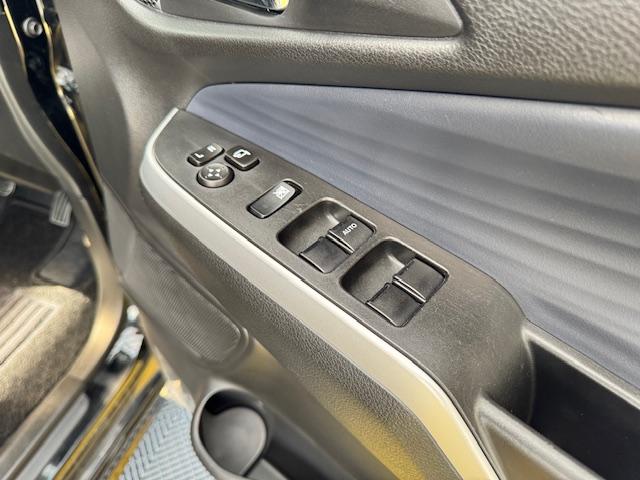 ソリオ ハイブリッドＭＺ　ドライブレコーダー　ＥＴＣ　バックカメラ　ナビ　ＴＶ　クリアランスソナー　オートクルーズコントロール　レーンアシスト　衝突被害軽減システム　両側電動スライドドア　オートライト　ＬＥＤヘッドランプ（37枚目）