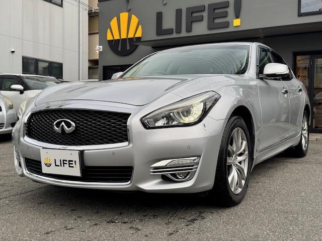 フーガ ２５０ＧＴ　Ａパッケージ　ＥＴＣ　クリアランスソナー　オートクルーズコントロール　衝突被害軽減システム　全周囲カメラ　ナビ　アルミホイール　ＬＥＤヘッドランプ　ＡＴ　スマートキー　電動格納ミラー　盗難防止システム　パワーシート（12枚目）