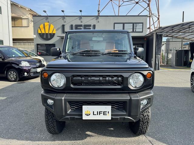 ジムニー ＸＧ　４ＷＤ　ドライブレコーダー　ＥＴＣ　バックカメラ　ナビ　ＴＶ　衝突被害軽減システム　アイドリングストップ　ＭＴ　盗難防止システム　ＡＢＳ　ＥＳＣ　Ｂｌｕｅｔｏｏｔｈ　衝突安全ボディ　エアコン（3枚目）