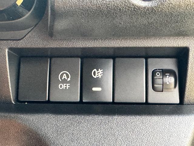 ジムニー ＸＧ　４ＷＤ　ドライブレコーダー　ＥＴＣ　バックカメラ　ナビ　ＴＶ　衝突被害軽減システム　アイドリングストップ　ＭＴ　盗難防止システム　ＡＢＳ　ＥＳＣ　Ｂｌｕｅｔｏｏｔｈ　衝突安全ボディ　エアコン（17枚目）