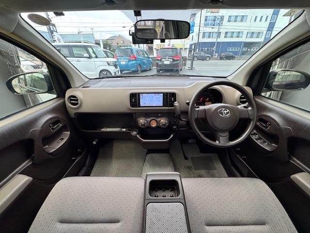 パッソ G ドライブレコーダー ETC バックカメラ ナビ TV スマートキー 電動格納ミラー CVT 盗難防止システム 衝突安全ボディ 記録簿 ベンチシート ABS ESC CD Bluetooth エアコン(2枚目)