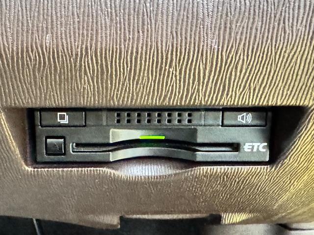 パッソ G ドライブレコーダー ETC バックカメラ ナビ TV スマートキー 電動格納ミラー CVT 盗難防止システム 衝突安全ボディ 記録簿 ベンチシート ABS ESC CD Bluetooth エアコン(9枚目)
