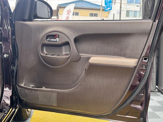 パッソ G ドライブレコーダー ETC バックカメラ ナビ TV スマートキー 電動格納ミラー CVT 盗難防止システム 衝突安全ボディ 記録簿 ベンチシート ABS ESC CD Bluetooth エアコン(39枚目)