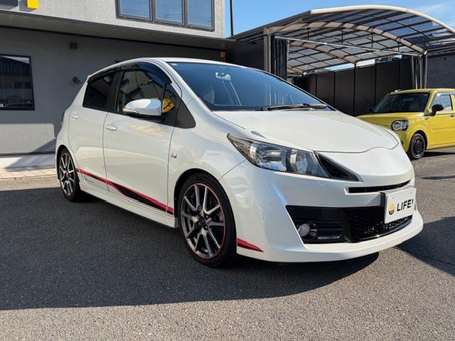 ヴィッツ RS G’s MT車 ETC バックカメラ TV アルミホイール オートライト HID キーレスエントリー 電動格納ミラー MT 衝突安全ボディ ABS USB Bluetooth エアコン パワーステアリング(13枚目)