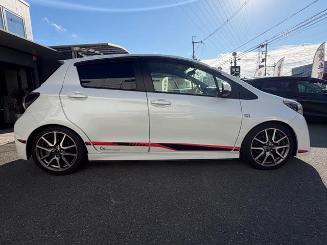 ヴィッツ RS G’s MT車 ETC バックカメラ TV アルミホイール オートライト HID キーレスエントリー 電動格納ミラー MT 衝突安全ボディ ABS USB Bluetooth エアコン パワーステアリング(14枚目)