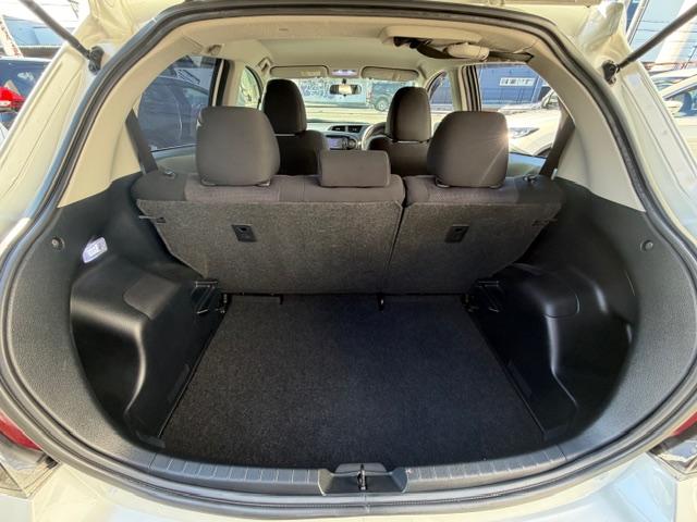 ヴィッツ RS G’s MT車 ETC バックカメラ TV アルミホイール オートライト HID キーレスエントリー 電動格納ミラー MT 衝突安全ボディ ABS USB Bluetooth エアコン パワーステアリング(19枚目)