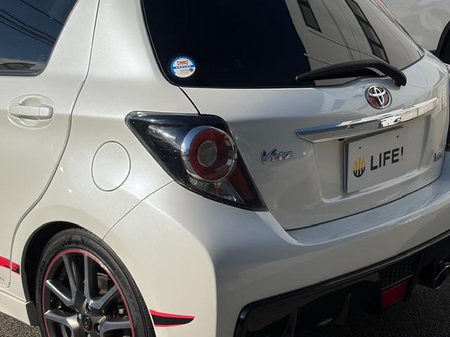 ヴィッツ RS G’s MT車 ETC バックカメラ TV アルミホイール オートライト HID キーレスエントリー 電動格納ミラー MT 衝突安全ボディ ABS USB Bluetooth エアコン パワーステアリング(24枚目)