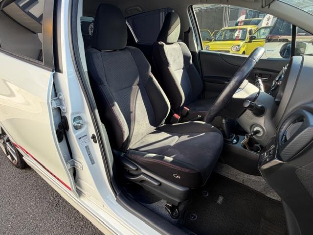 ヴィッツ RS G’s MT車 ETC バックカメラ TV アルミホイール オートライト HID キーレスエントリー 電動格納ミラー MT 衝突安全ボディ ABS USB Bluetooth エアコン パワーステアリング(35枚目)