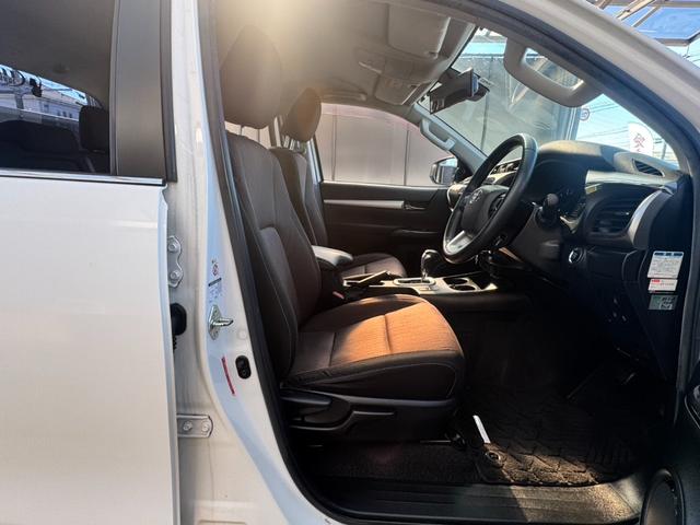 ハイラックス Ｚ　４ＷＤ　ＡＴ　衝突被害軽減システム　オートクルーズコントロール　レーンアシスト　ドライブレコーダー　ＥＴＣ　ナビ　ＴＶ　バックカメラ　スマートキー　電動格納ミラー　盗難防止システム（43枚目）