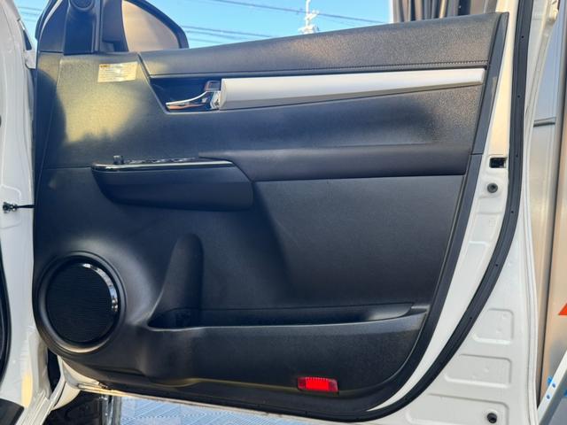 ハイラックス Ｚ　４ＷＤ　ＡＴ　衝突被害軽減システム　オートクルーズコントロール　レーンアシスト　ドライブレコーダー　ＥＴＣ　ナビ　ＴＶ　バックカメラ　スマートキー　電動格納ミラー　盗難防止システム（52枚目）