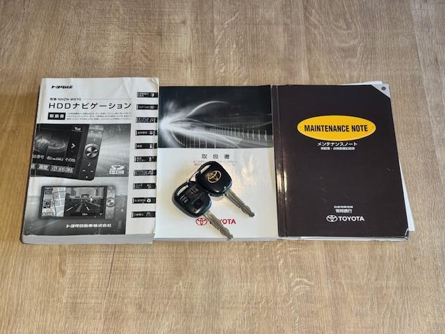 シエンタ ＤＩＣＥリミテッド　ＥＴＣ　バックカメラ　ナビ　ＴＶ　両側スライド・片側電動　ＨＩＤ　キーレスエントリー　電動格納ミラー　３列シート　ＣＶＴ　アルミホイール　ＵＳＢ　Ｂｌｕｅｔｏｏｔｈ　記録簿　衝突安全ボディ　ＡＢＳ（38枚目）