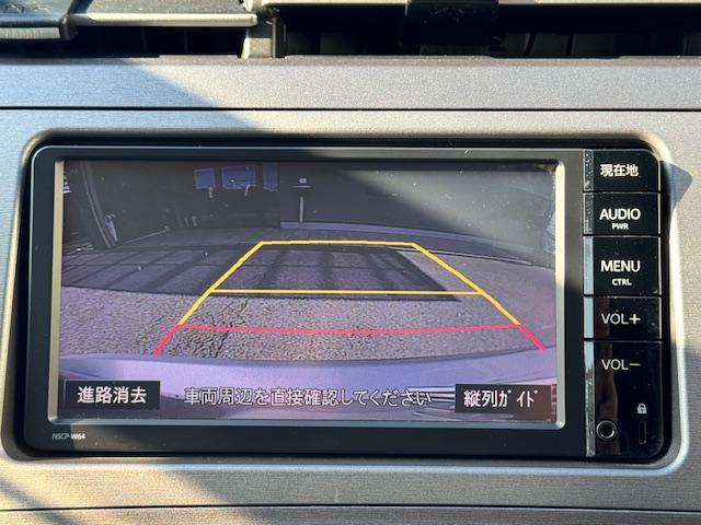 プリウス S バックカメラ ナビ TV アルミホイール オートライト HID CVT スマートキー 電動格納ミラー 盗難防止システム Bluetooth 記録簿 衝突安全ボディ ABS ESC エアコン(5枚目)