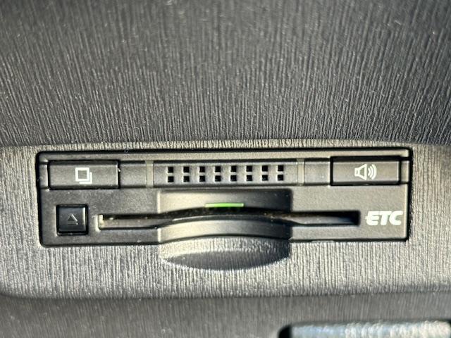 プリウス S バックカメラ ナビ TV アルミホイール オートライト HID CVT スマートキー 電動格納ミラー 盗難防止システム Bluetooth 記録簿 衝突安全ボディ ABS ESC エアコン(9枚目)