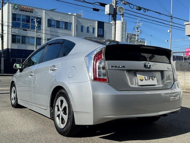 プリウス S バックカメラ ナビ TV アルミホイール オートライト HID CVT スマートキー 電動格納ミラー 盗難防止システム Bluetooth 記録簿 衝突安全ボディ ABS ESC エアコン(18枚目)
