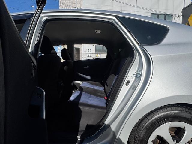 プリウス S バックカメラ ナビ TV アルミホイール オートライト HID CVT スマートキー 電動格納ミラー 盗難防止システム Bluetooth 記録簿 衝突安全ボディ ABS ESC エアコン(25枚目)