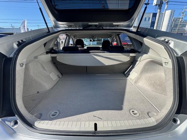 プリウス S バックカメラ ナビ TV アルミホイール オートライト HID CVT スマートキー 電動格納ミラー 盗難防止システム Bluetooth 記録簿 衝突安全ボディ ABS ESC エアコン(30枚目)