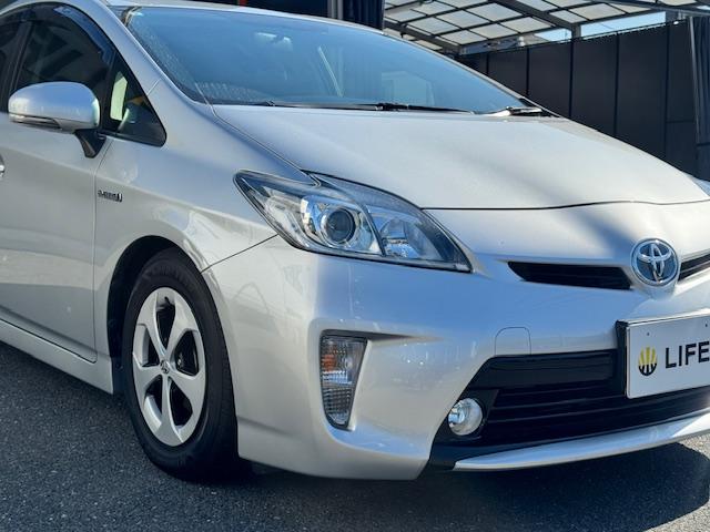 プリウス S バックカメラ ナビ TV アルミホイール オートライト HID CVT スマートキー 電動格納ミラー 盗難防止システム Bluetooth 記録簿 衝突安全ボディ ABS ESC エアコン(38枚目)