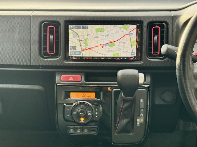 アルトターボＲＳ ベースグレード　ドライブレコーダー　ＥＴＣ　ナビ　衝突被害軽減システム　ＨＩＤ　スマートキー　アイドリングストップ　電動格納ミラー　シートヒーター　ＡＴ　盗難防止システム　ＡＢＳ　ＥＳＣ　Ｂｌｕｅｔｏｏｔｈ（11枚目）