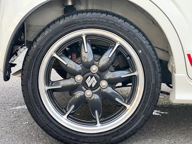 アルトターボＲＳ ベースグレード　ドライブレコーダー　ＥＴＣ　ナビ　衝突被害軽減システム　ＨＩＤ　スマートキー　アイドリングストップ　電動格納ミラー　シートヒーター　ＡＴ　盗難防止システム　ＡＢＳ　ＥＳＣ　Ｂｌｕｅｔｏｏｔｈ（30枚目）