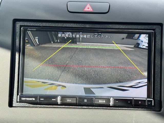 �o�b�N�J�������t���Ă��܂��B���Ԃ̎��ɕ֗��Ȃ̂͂������̎��A������p�ɂ���q�������ɋC���t�����Ƃ��ł���̂ň��S���S�ł���