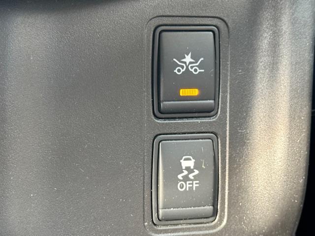 �Փ˔�Q�y���V�X�e���I�O���ԗ��ƑΌ��ԗ��A���s�҂̐ڋ߂����m���āA�x���A�I�[�g�u���[�L��X�e�A�����O�U���Ȃǂɂ���ďՓˉ�����x�����Ă���܂��B