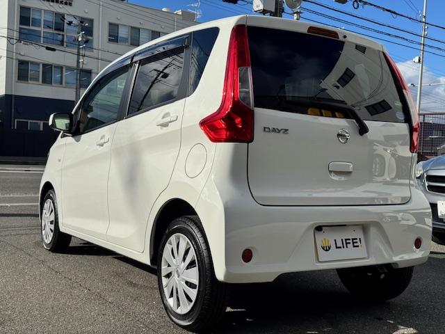 デイズ Ｊ　ＥＴＣ　バックカメラ　ナビ　衝突被害軽減システム　キーレスエントリー　アイドリングストップ　電動格納ミラー　ベンチシート　ＣＶＴ　ＡＢＳ　ＥＳＣ　Ｂｌｕｅｔｏｏｔｈ　衝突安全ボディ　エアコン（19枚目）