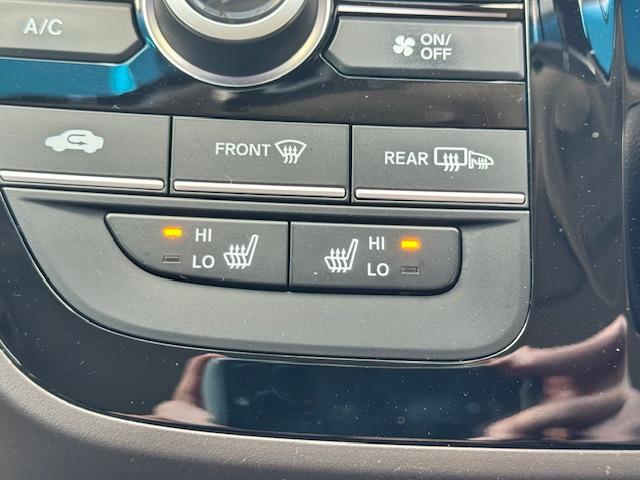 フリードハイブリッド ハイブリッド・Ｇホンダセンシング　ドライブレコーダー　ＥＴＣ　バックカメラ　ナビ　ＴＶ　オートクルーズコントロール　レーンアシスト　衝突被害軽減システム　両側電動スライドドア　ＬＥＤヘッドランプ　スマートキー　アイドリングストップ（7枚目）