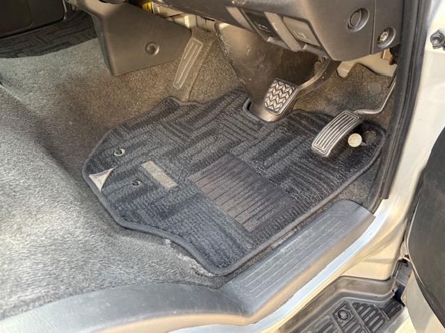 ハイエースバン ロングスーパーＧＬ　ＥＴＣ　バックカメラ　ＴＶ　両側スライドドア　ＡＴ　アルミホイール　ＣＤ　ＵＳＢ　ミュージックプレイヤー接続可（32枚目）