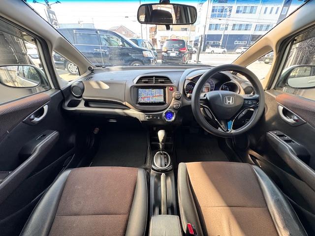 �Ԃ��^�]����ۂɂ͉^�]�Ȃ̑��݂͌������܂���B�Ȃ̂ł�������ƃ`�F�b�N�������|�C���g�ł��ˁB