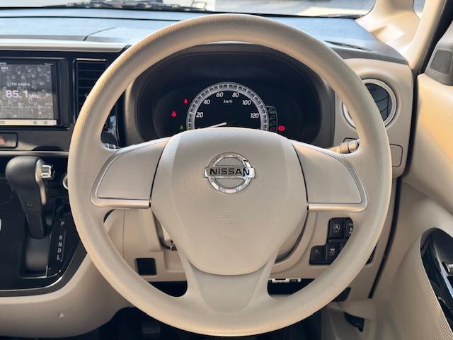 デイズルークス Ｘ　Ｖセレクション＋セーフティＩＩ　ＥＴＣ　全周囲カメラ　両側スライド・片側電動　衝突被害軽減システム　スマートキー　アイドリングストップ　電動格納ミラー　ベンチシート　ＣＶＴ　盗難防止システム　ＡＢＳ　ＥＳＣ　アルミホイール（3枚目）