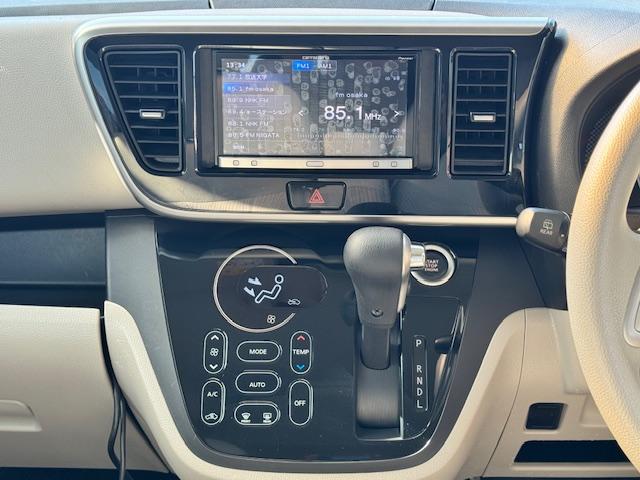 デイズルークス Ｘ　Ｖセレクション＋セーフティＩＩ　ＥＴＣ　全周囲カメラ　両側スライド・片側電動　衝突被害軽減システム　スマートキー　アイドリングストップ　電動格納ミラー　ベンチシート　ＣＶＴ　盗難防止システム　ＡＢＳ　ＥＳＣ　アルミホイール（9枚目）